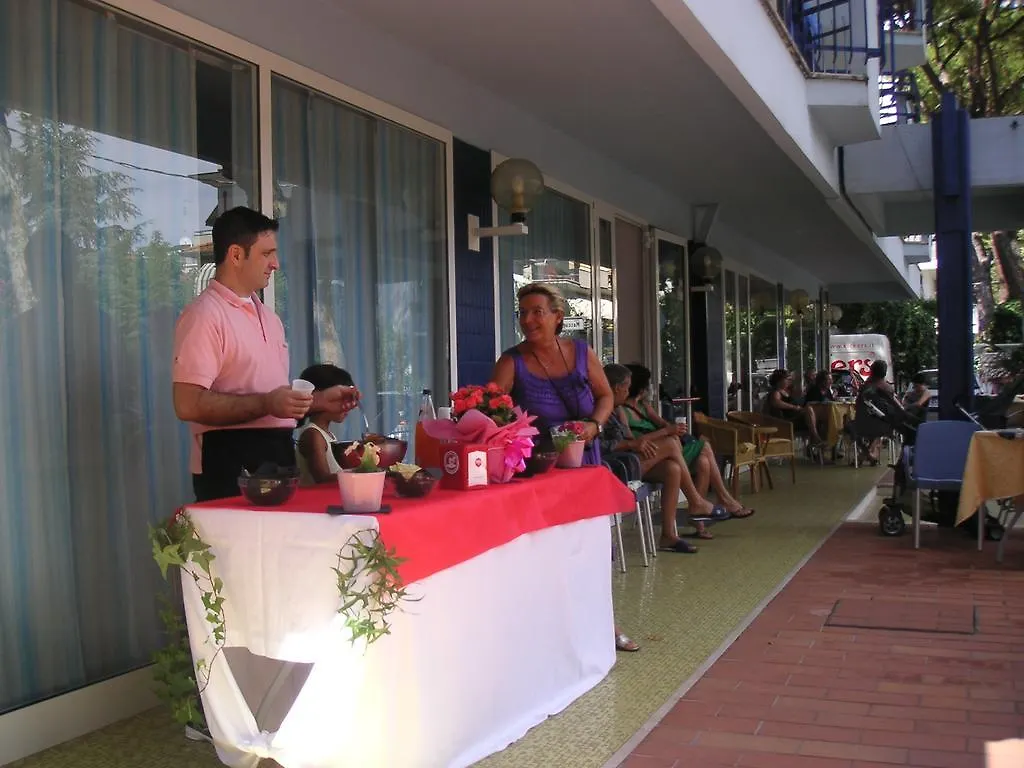 Hotel Canasta Riccione